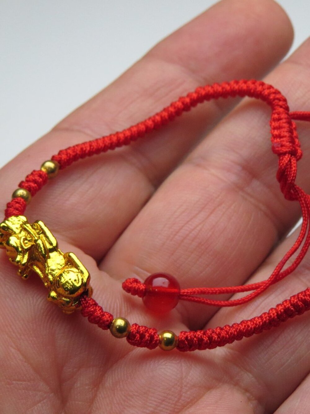 Lady's18k plated red string Bracelet